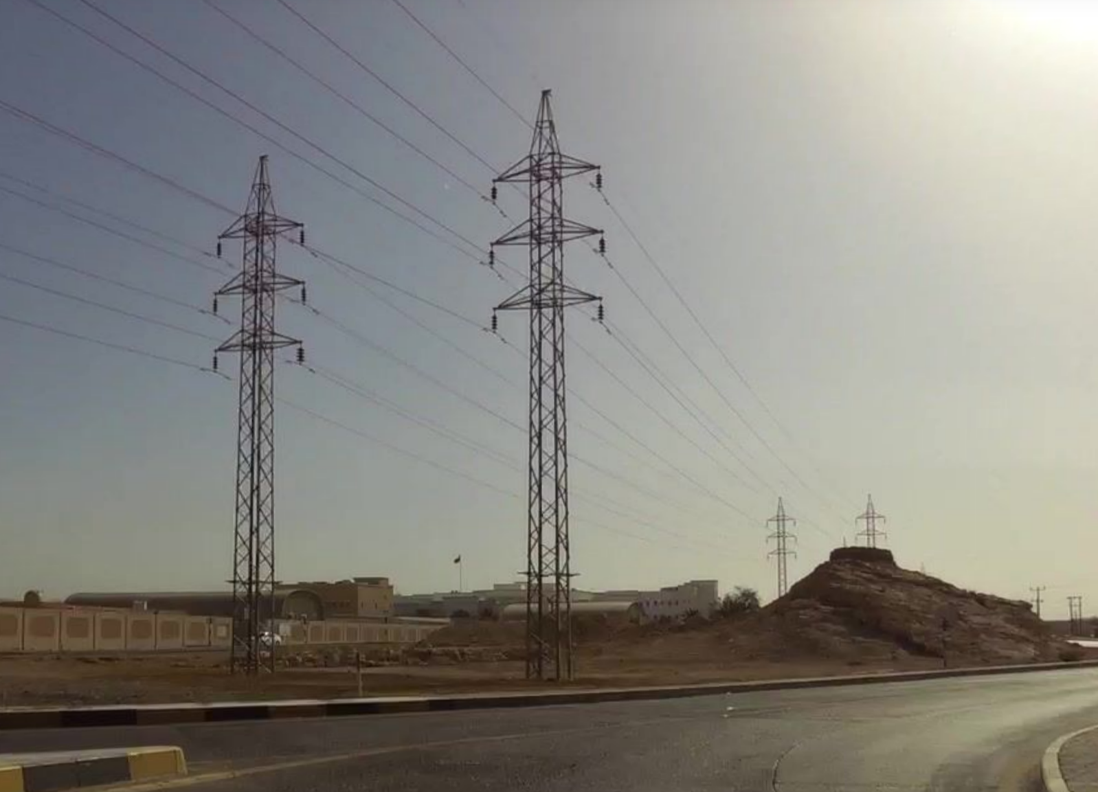 Oman Advances 400-kV Transmission Expansion with New Construction Contract